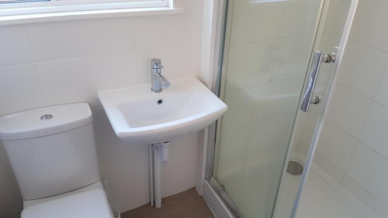 Private Rooms Just 19 Minutes From Central London Northfleet Kültér fotó